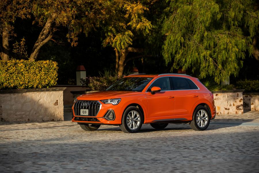  Audi Q3 35 TFSI S-Line 2020 года  (MX) (фото 22 из 40)